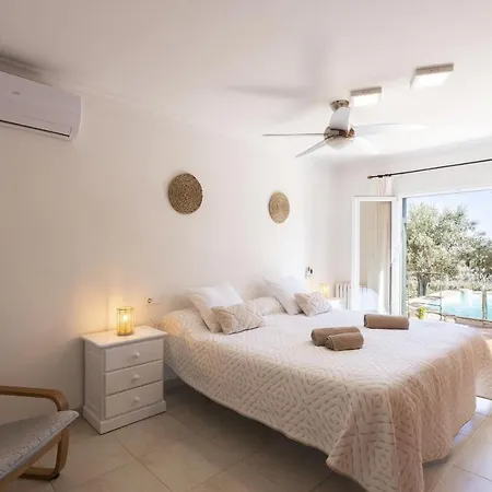 Barons Villa